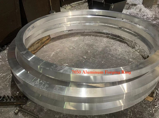 7050 T6 A97050 AlZn6CuMgZr A7050 EN AW-7050 AlZn6CuMgZr Anelli forgiati di grandi dimensioni